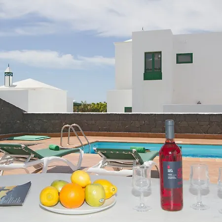 Villa Maciot- Three-bedroom Playa Blanca (Lanzarote)